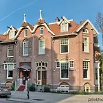 酒店 Adam's Museum House 4*