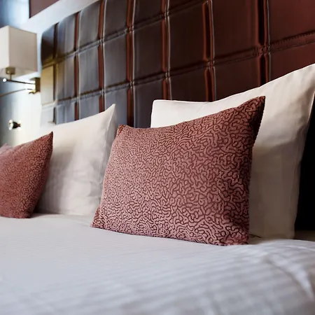 Adam's Museum House Hotel