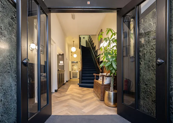 Adam's Museum House Hotel 4*