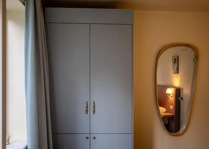 Adam's Museum House Hotel