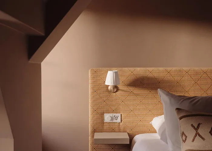 Adam's Museum House Hotel